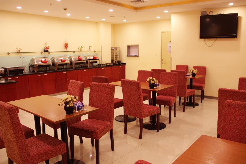 Hanting Express Shanghai Jinqiao Middle Yanggao Road Esterno foto